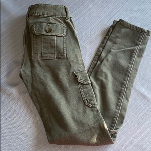 AEO 00 Army Green Cargo Stretch Skinny Pants